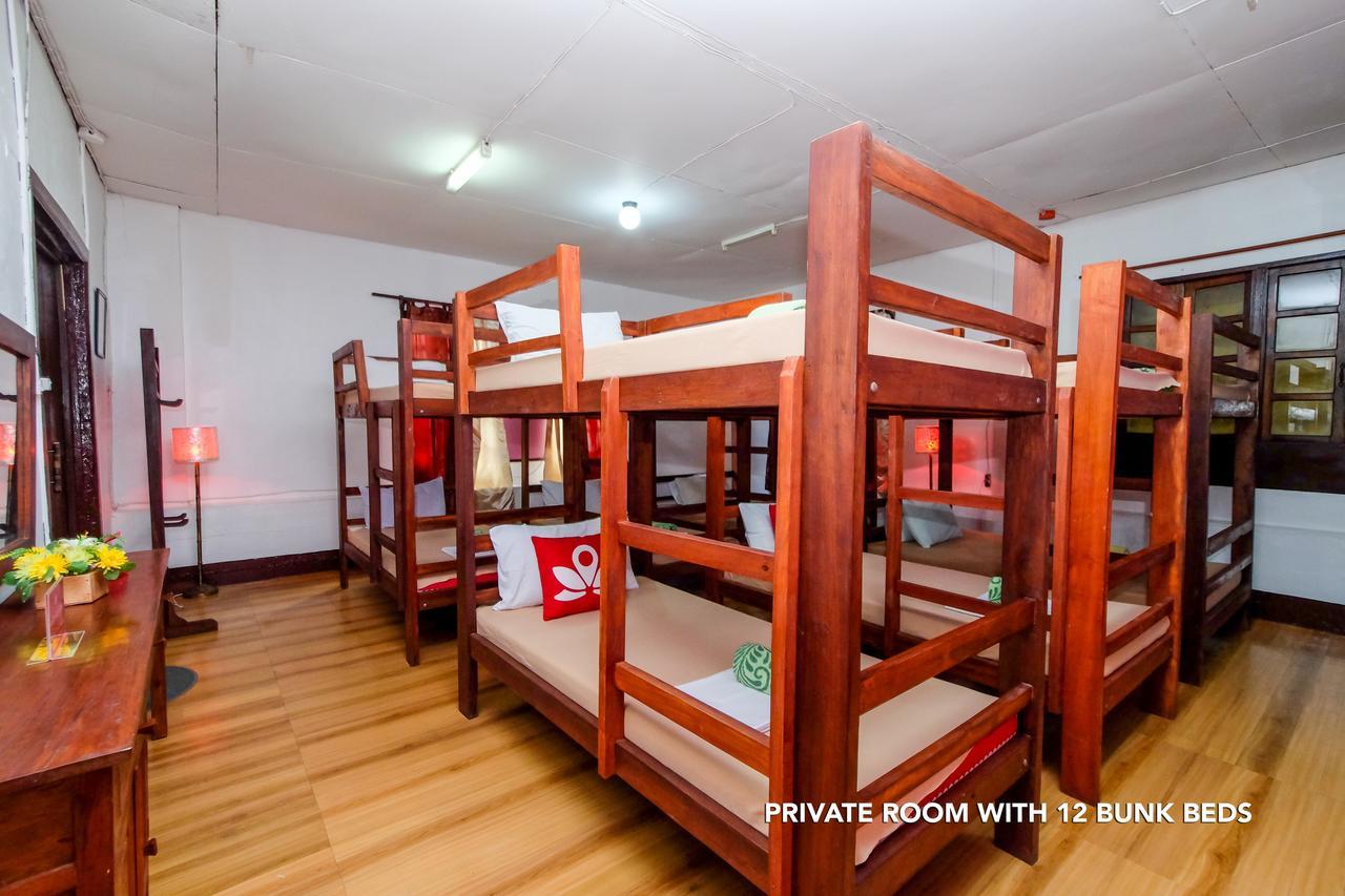 Zen Rooms Calle Crisologo Vigan Kültér fotó