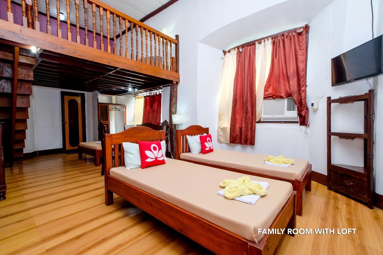 Zen Rooms Calle Crisologo Vigan Kültér fotó
