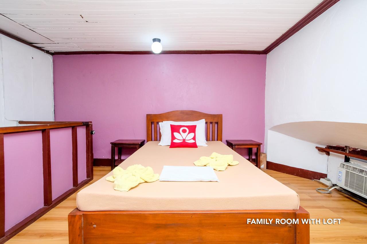 Zen Rooms Calle Crisologo Vigan Kültér fotó