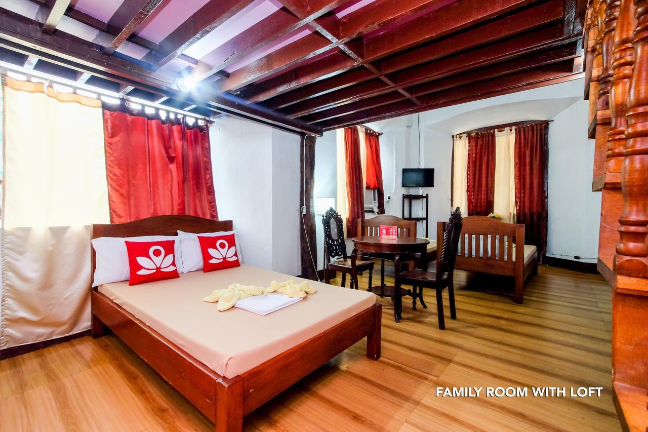 Zen Rooms Calle Crisologo Vigan Kültér fotó